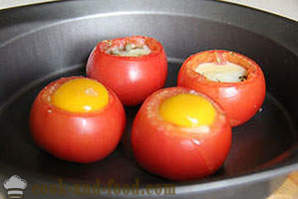Pildīti tomāti ar olu un sieru