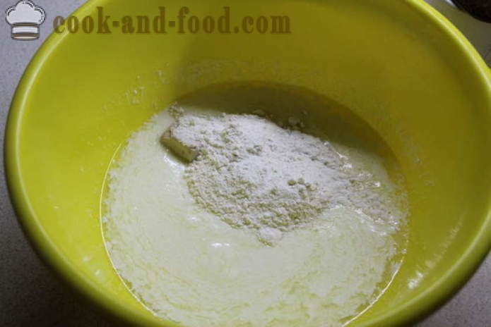 Cūkas segām uz jogurtu un rauga - kā gatavot karstmaizes mīklā krāsnī, ar soli pa solim recepšu fotogrāfijas