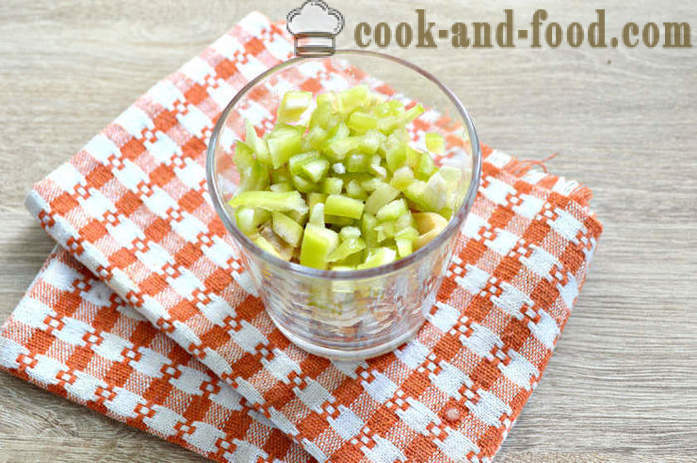 Dārzeņu salāti ar konservētu sēņu griešanai - kā padarīt salāti konservētu sēņu, soli pa solim recepšu fotogrāfijas