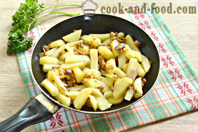 Kartupeļi ar sēnēm krējumā - kā gatavot sēnes ar kartupeļiem un skābo krējumu pannā, ar soli pa solim recepšu fotogrāfijas