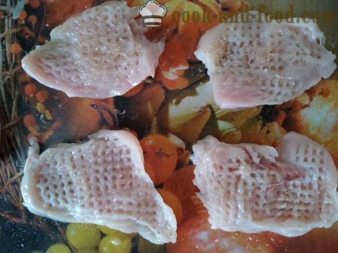 Gardi vistas karbonādes pannā - gan garšīgi gatavot karbonādes vistas krūtiņas mīklā, ar soli pa solim recepšu fotogrāfijas