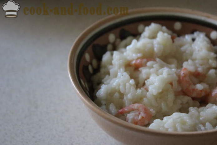 Delicious rīsi ar garnelēm Taizemes - kā gatavot rīsus ar jūras veltēm, soli pa solim recepšu fotogrāfijas