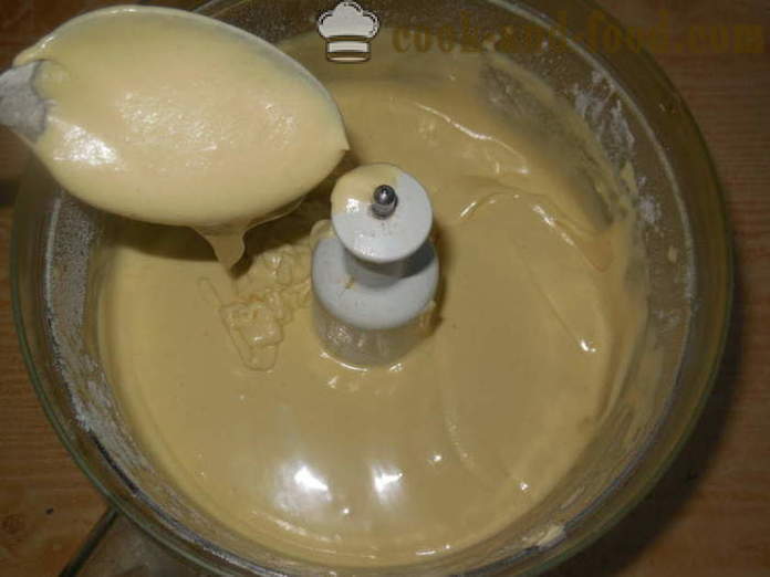 Vienkāršā cupcake par kondensētais piens ar krāsnī - kā cept cupcakes par iebiezināto pienu, kas soli pa solim recepšu fotogrāfijas