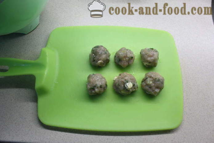 Meatball zupa maltas vistu - kā padarīt kotletes no maltās gaļas zupa, soli pa solim recepšu fotogrāfijas