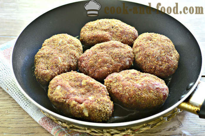 Sulīgs gaļas pīrādziņi ar rīvētu izejvielu kartupeļiem - kā padarīt burgers no maltas liellopu gaļas ar kartupeļiem, soli pa solim recepšu fotogrāfijas
