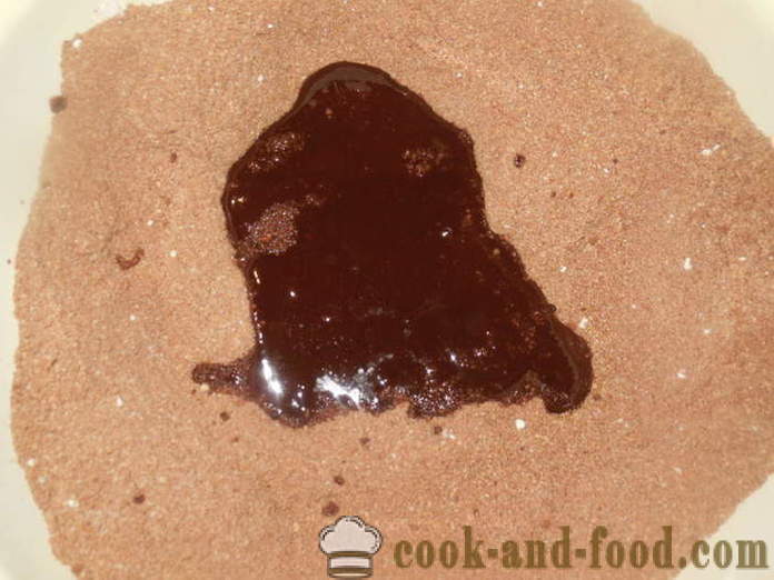 Pašdarināts šokolādes kūka ar iebiezināto pienu kartupeļiem - kā gatavot kūku kartupeļus, soli pa solim recepšu fotogrāfijas