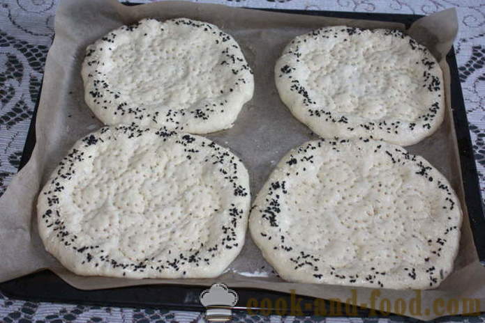 Raugs kūka cepeškrāsnī patyr - kā gatavot uzbeku maizi mājās, soli pa solim recepšu fotogrāfijas