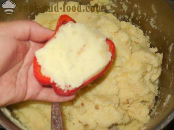 Peppers pildītas ar kartupeļu biezeni un cep krāsnī - kā gatavot pildīti pipari ar kartupeļiem un sieru, ar soli pa solim recepšu fotogrāfijas