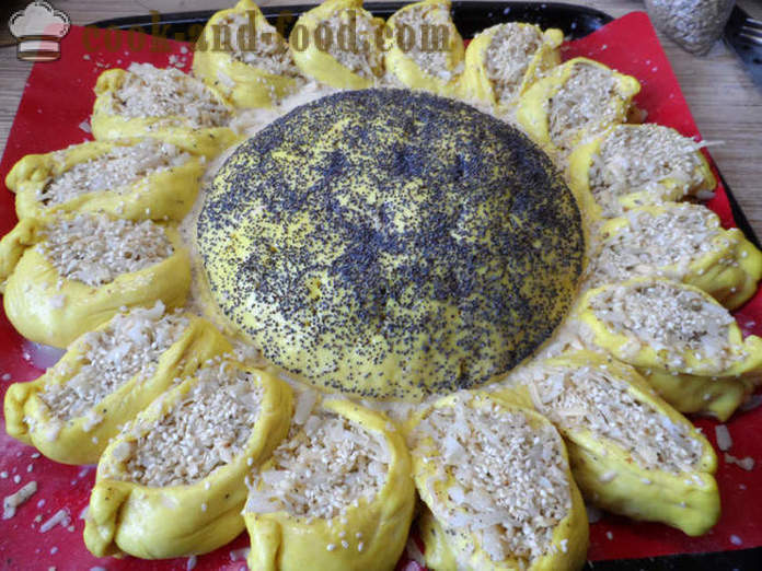 Gaļas uzkodu kūka Saulespuķe - kā padarīt rauga kūka, saulgriezes, soli pa solim recepšu fotogrāfijas