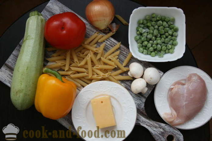 Itāļu mājās makaroni ar vistas gaļu, dārzeņiem un sieru - kā gatavot itāļu makaronu mājās soli pa solim recepšu fotogrāfijas