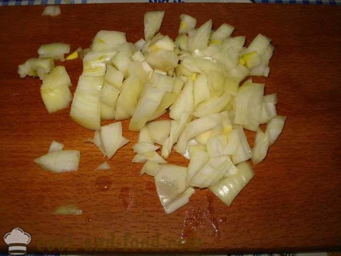 Cepti kartupeļi ar sīpoliem - kā gatavot ceptus kartupeļus ar sīpoliem pannā, soli pa solim recepšu fotogrāfijas