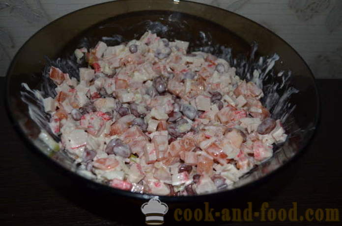 Vienkārša salāti no sarkanās pupiņas ar tomātiem - kā sagatavot salāti ar sarkanām pupiņām, soli pa solim recepšu fotogrāfijas