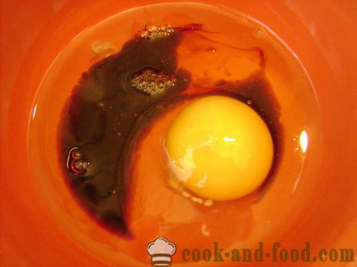 Vistas krūtiņa ar kārtu omlete pannā, - kā gatavot vistas krūtiņas ar kažoku vakariņās, ar soli pa solim recepšu fotogrāfijas