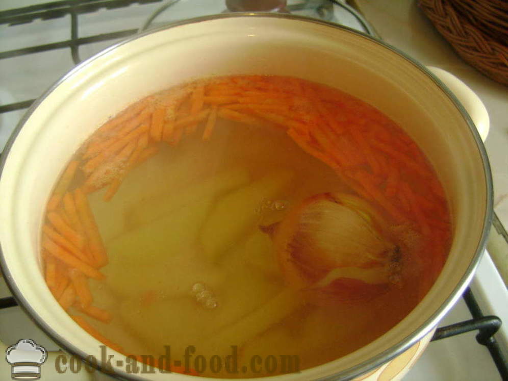 Gavēņa zivju zupa no Heks ar rīsiem - kā gatavot zivju zupa ar Heck, soli pa solim recepšu fotogrāfijas