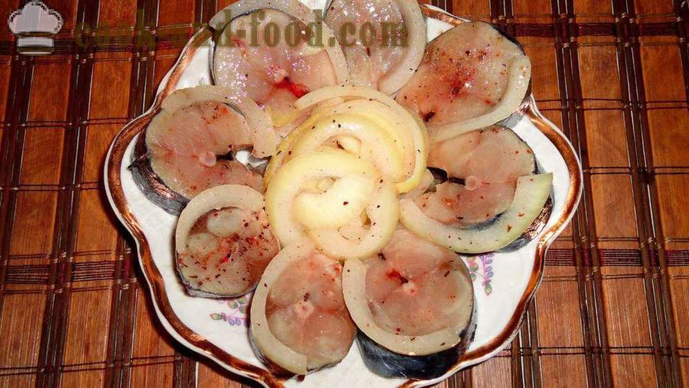 Delicious marinēts skumbrija - kā garšīgu sālījumā makrelēm mājās, soli pa solim recepšu fotogrāfijas