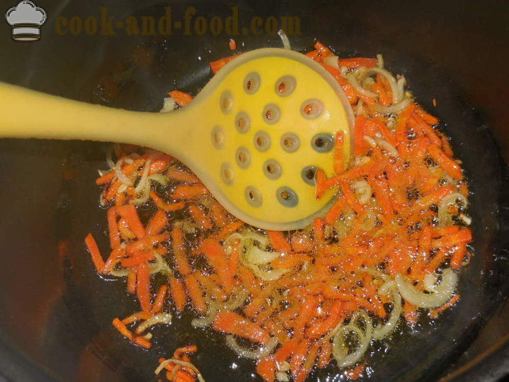 Dārzeņu zupa ar sardīnēm tomātu mērcē in multivarka - kā gatavot dārzeņu zupa ar anšoviem, soli pa solim recepšu fotogrāfijas