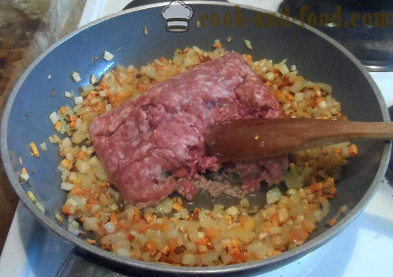 Lazanja ar malto gaļu un bešamela mērce - kā sagatavoties lazanja ar malto gaļu mājās, soli pa solim recepšu fotogrāfijas