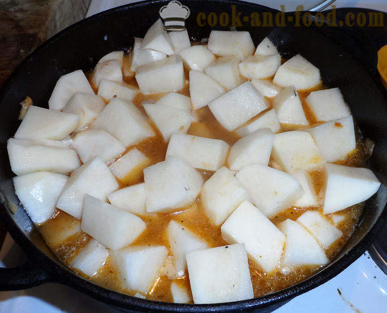 Gulašs zupa ungāru - kā gatavot sākas ar gulaša zupa ar chipetkami, soli pa solim recepšu fotogrāfijas