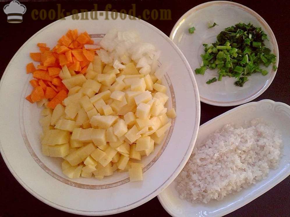 Vienkāršs zupa ar kotletes un rīsiem - kā gatavot zupa ar kotletes multivarka, soli pa solim recepšu fotogrāfijas