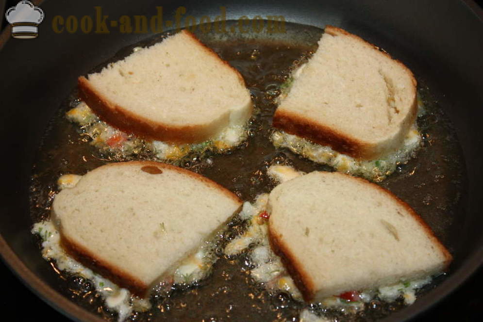 Karstās sviestmaizes ar sieru un olām - kā padarīt karstu sviestmaizes pannā, soli pa solim recepšu fotogrāfijas