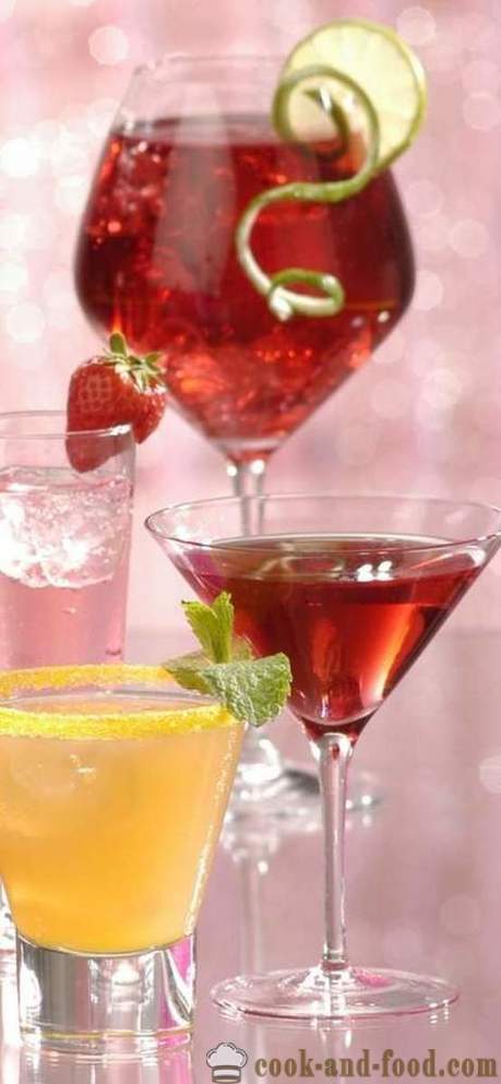 2017 Jaungada dzērienus un svētku kokteiļus par gadu Gailis - alkoholisko un bezalkoholisko