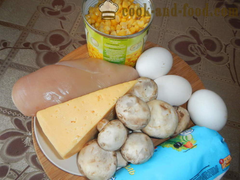 Salātu slāņi: vistas, sēnes, siers un olas - kā noteikt salātiem slāņi, soli pa solim recepšu fotogrāfijas