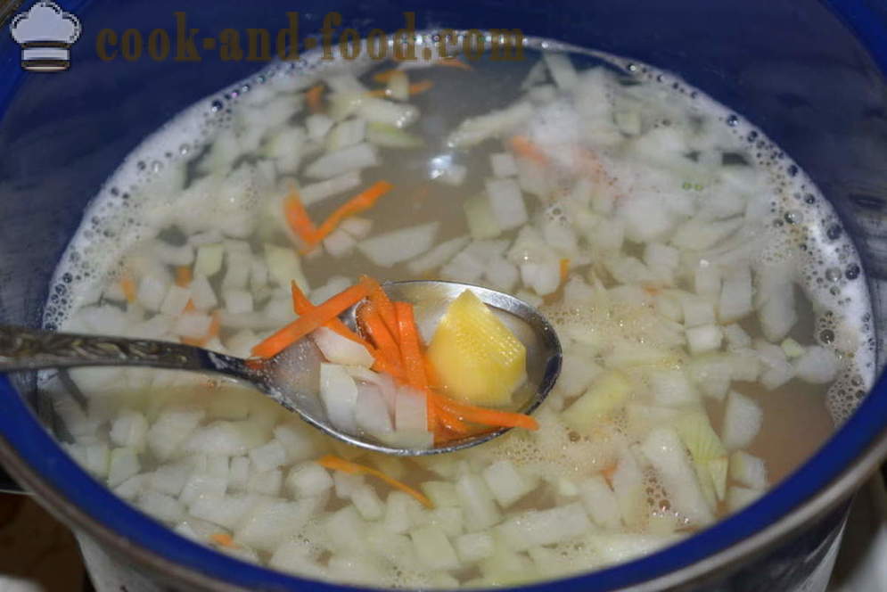 Delicious zupa no līdakas mājās - kā gatavot zivju zupu no līdaku, soli pa solim recepšu fotogrāfijas