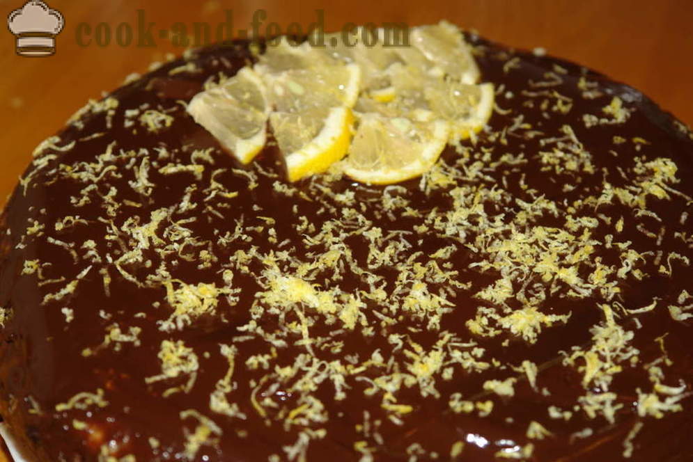 Garšīgas šokolādes biskvīta torte ar skābo krējumu - kā padarīt šokolādes kūka, soli pa solim recepšu fotogrāfijas