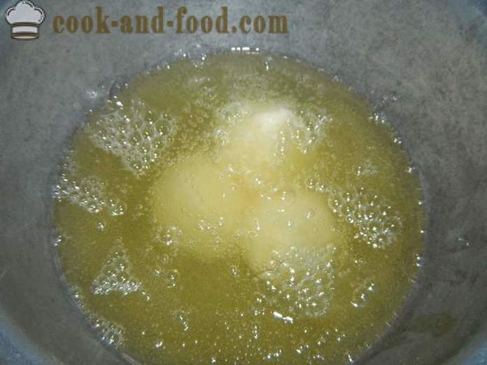 Biezpiena virtuļi apceptas eļļā pannā - kā pagatavot virtuļus no siera ātri, soli pa solim recepšu fotogrāfijas