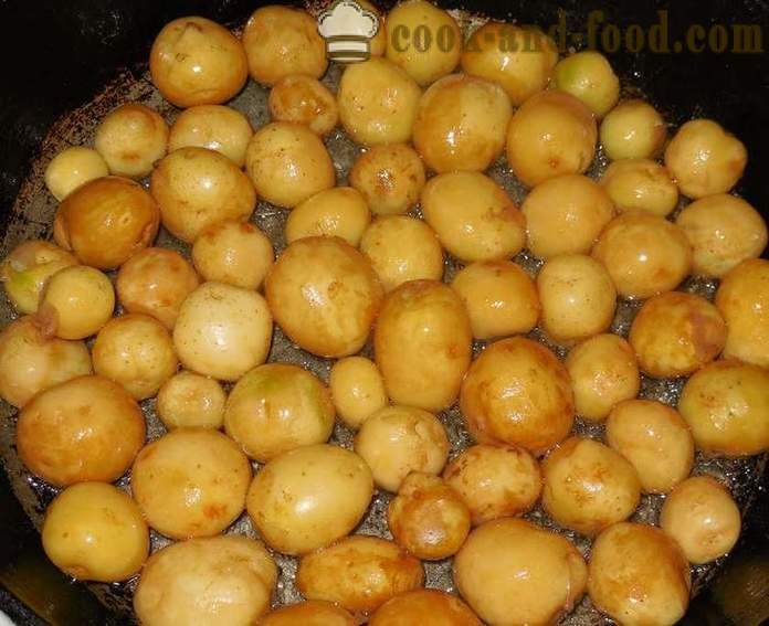 Mazie jaunie kartupeļi grauzdēta visu pannā ar ķiplokiem un dillēm - kā tīrīt un gatavot nelielu Jaunie kartupeļi recepte ar foto