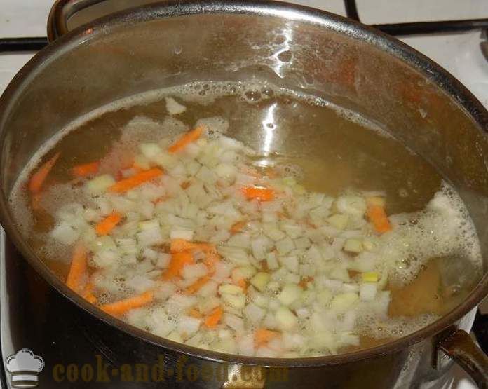 Dārzeņu zupa ar klimpām - kā gatavot zupa ar klimpām - vecmāmiņas receptes ar soli pa solim fotogrāfijas