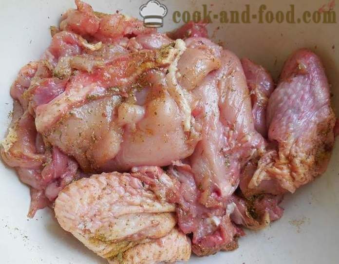 Barbecue vistas uz grila - garšīgi un sulīgi iesmi vistas tomātu mērcē - soli pa solim recepšu fotogrāfijas
