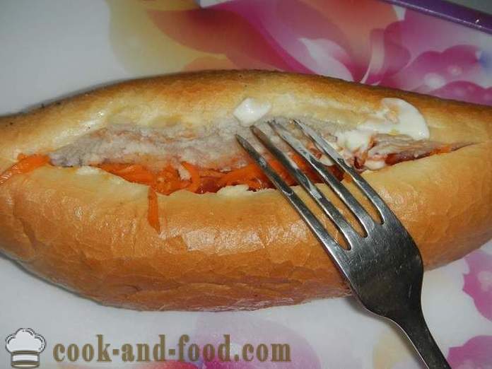 Delicious mājās hotdogs - kā padarīt karstu suni, soli pa solim recepti ar fotogrāfijām.