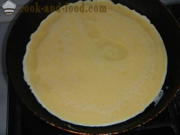 Roll ar omleti ar krējuma sieru un stori - kā gatavot omletny roll ar pildījumu, soli pa solim recepti ar fotogrāfijām.