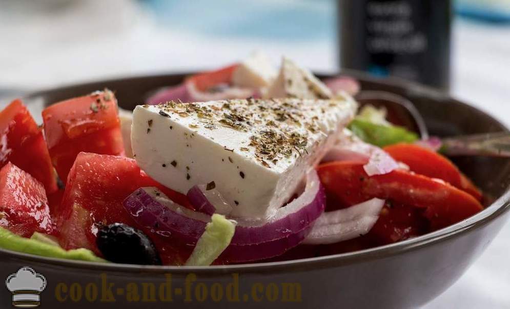 Kā sagatavoties garšvielas par grieķu salātiem - video receptes mājās